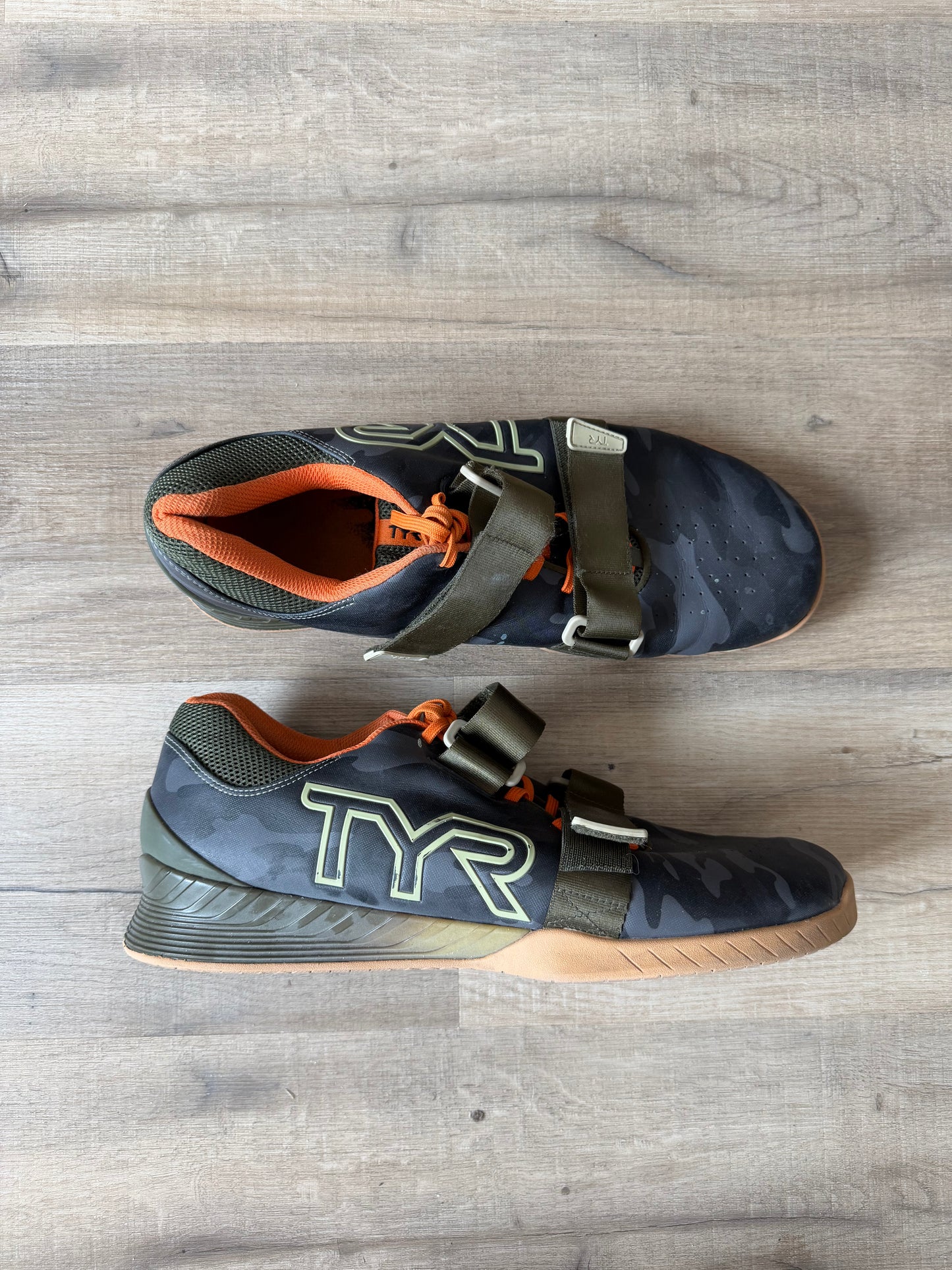 TYR L-1 Lifter. Size Men's 14