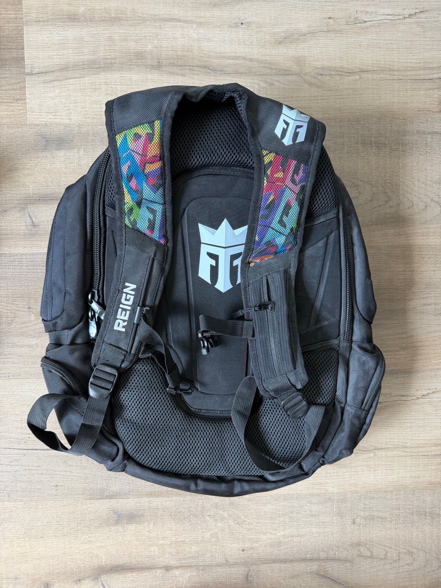 Regin Backpack