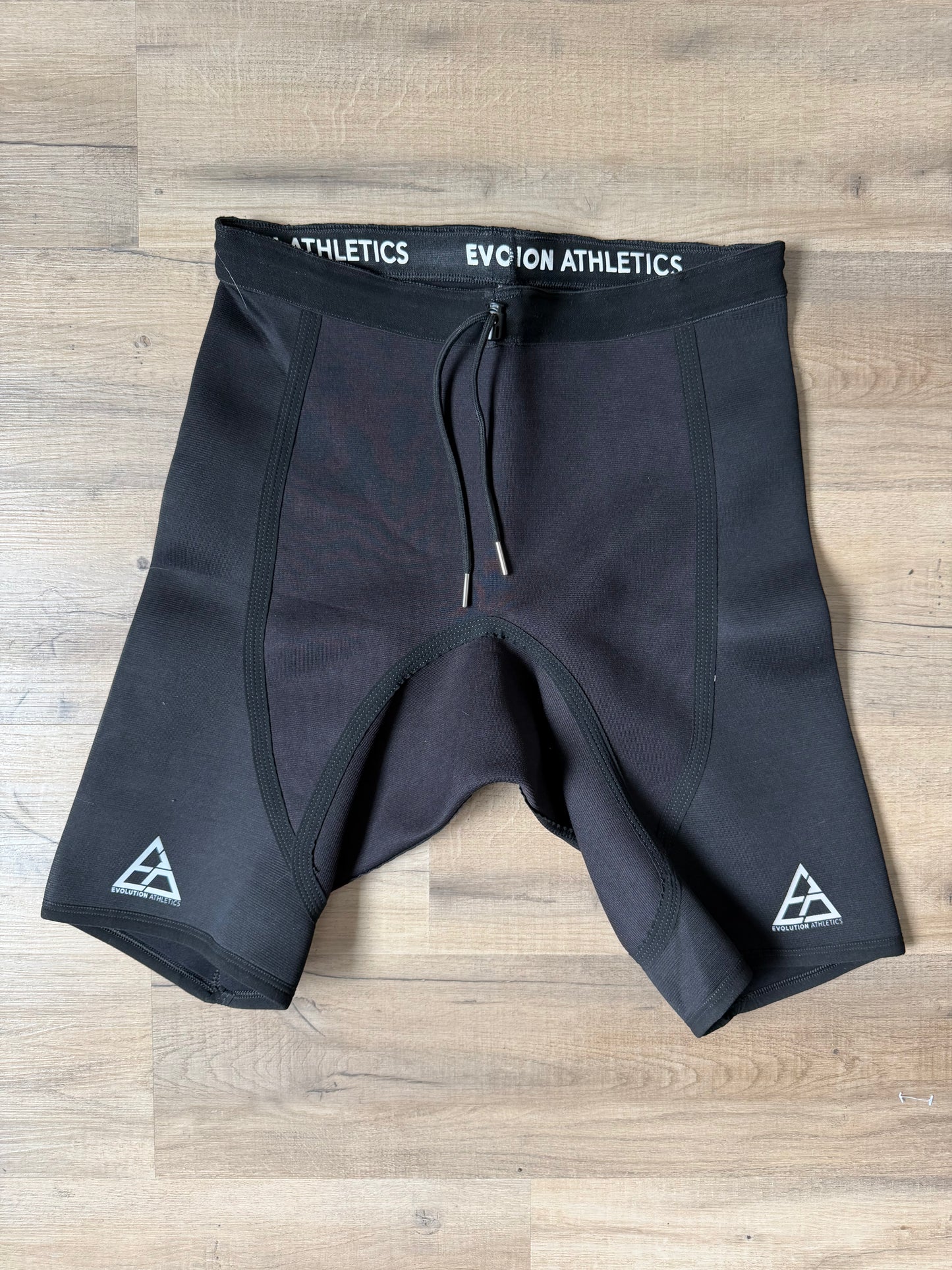 Evolution Athletics Performance Shorts Size 2XL