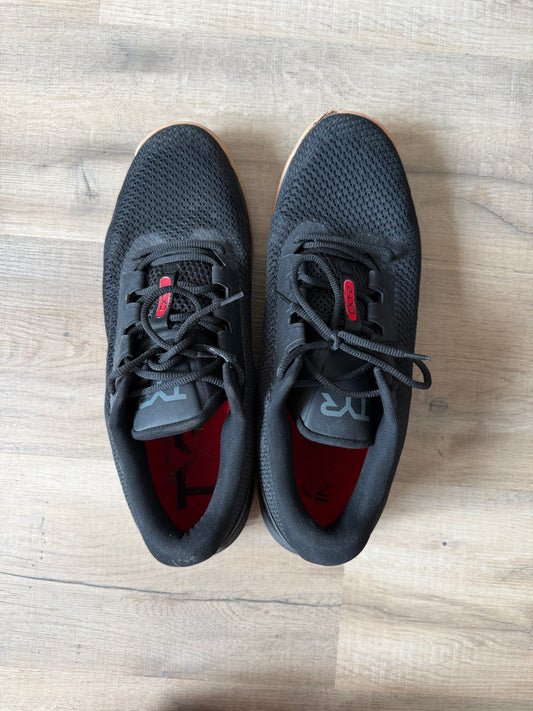 TYR CXT-2 Trainer. Size Men's 13